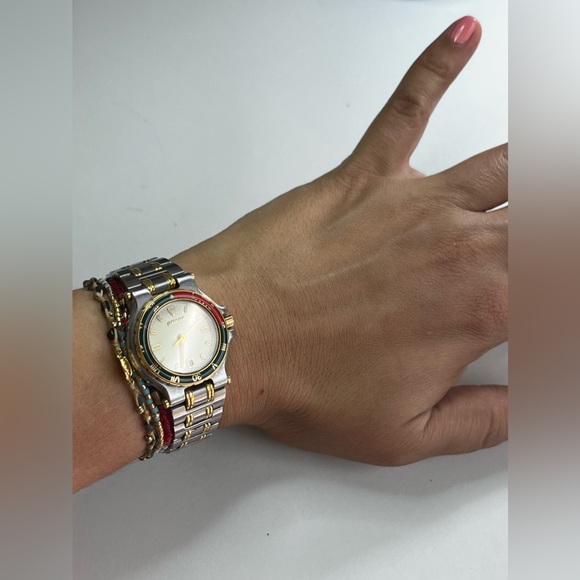 GUCCI 9700L sherry line enamel rotating bezel - Picture 8 of 14